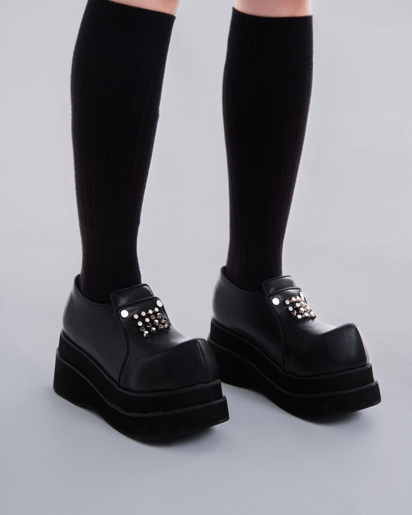 NOIZ FOOTWEAR