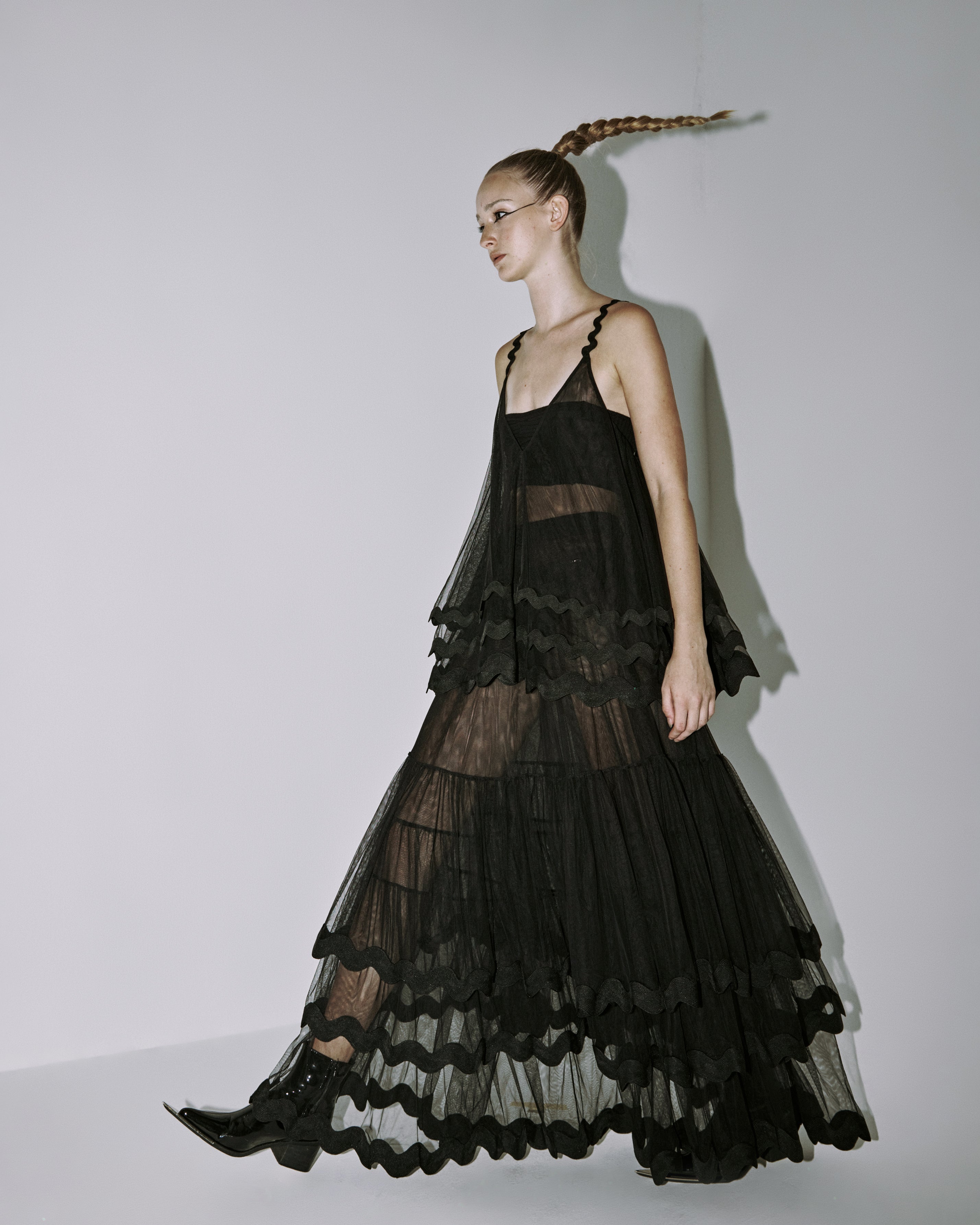 A-JANE Nonn Wavy Straps Tulle Top