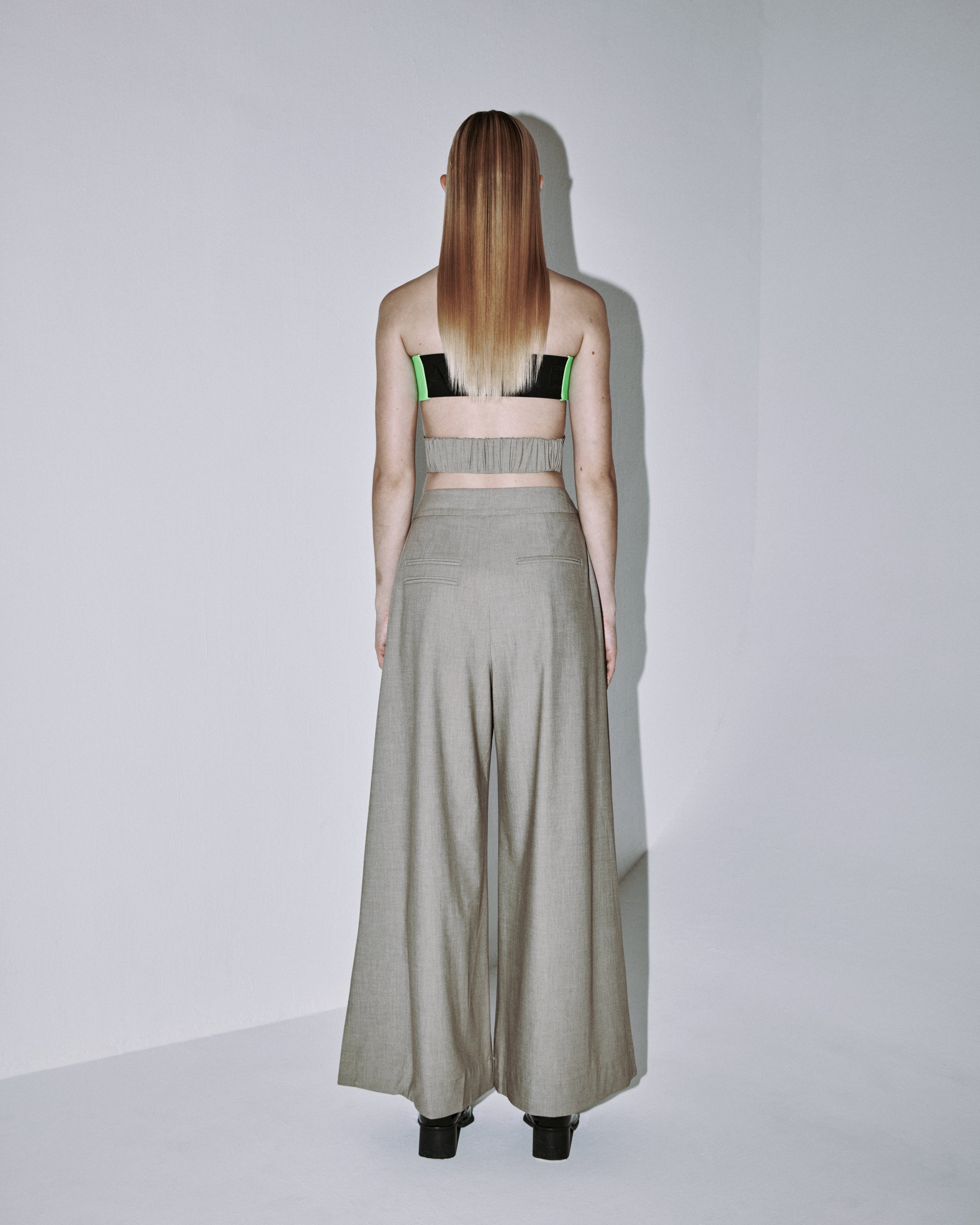 Lerni Wavy Halter Neck Top