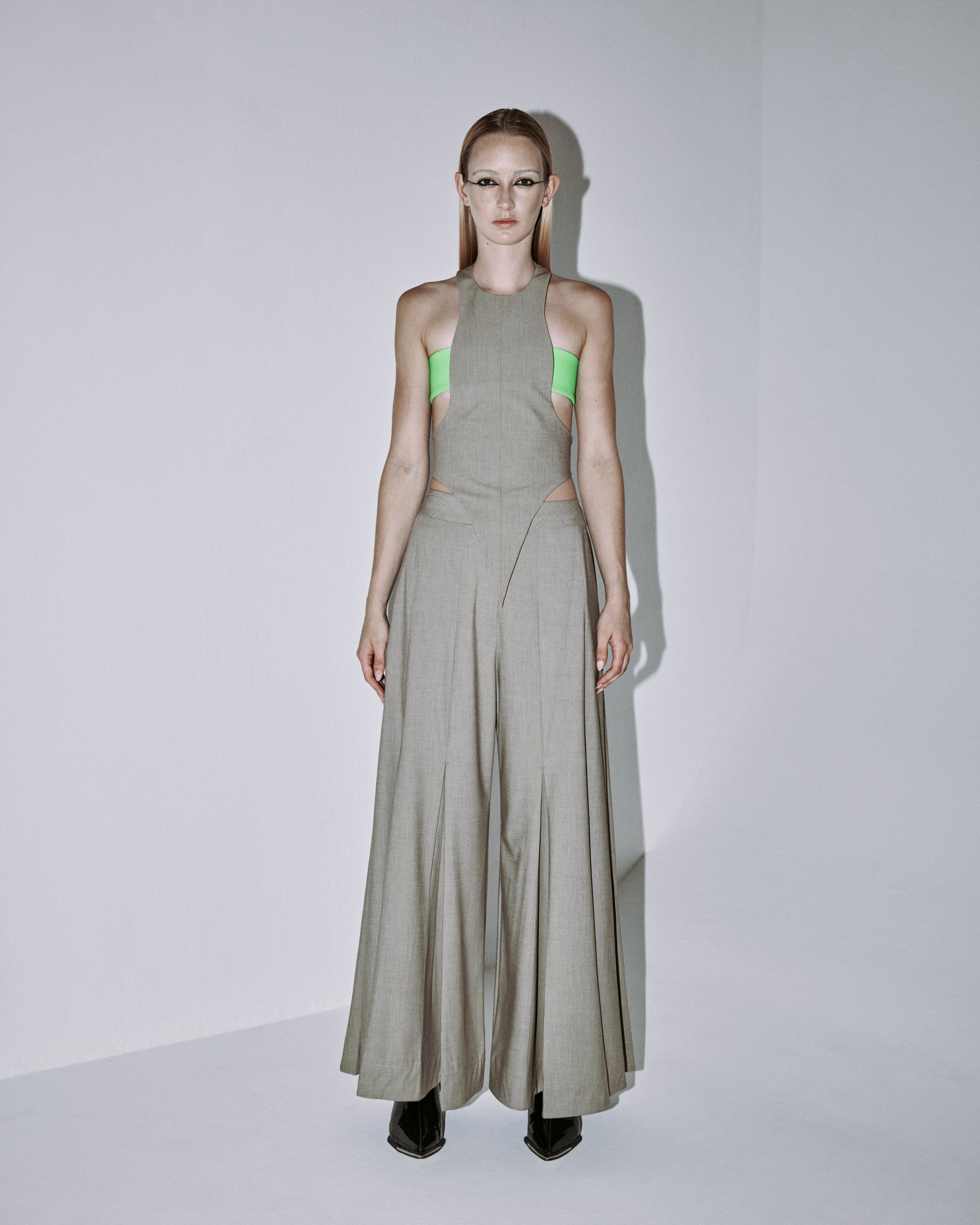 Lerni Wavy Halter Neck Top