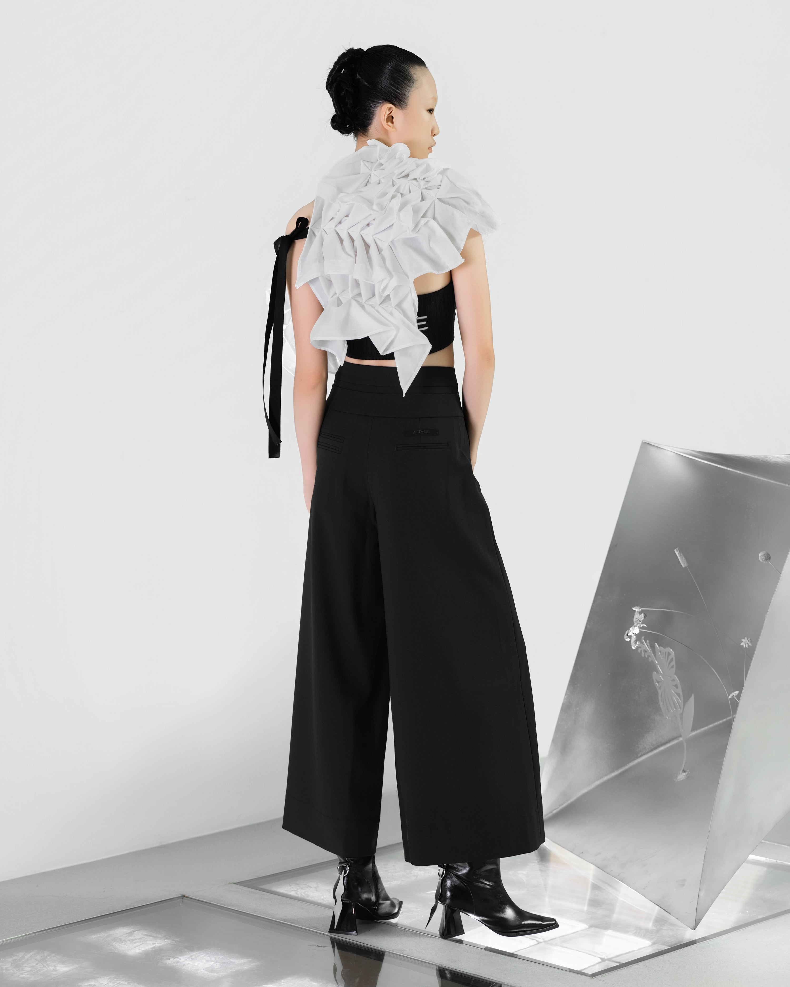 Lanae Origami Ruffle Multi Way Art Piece