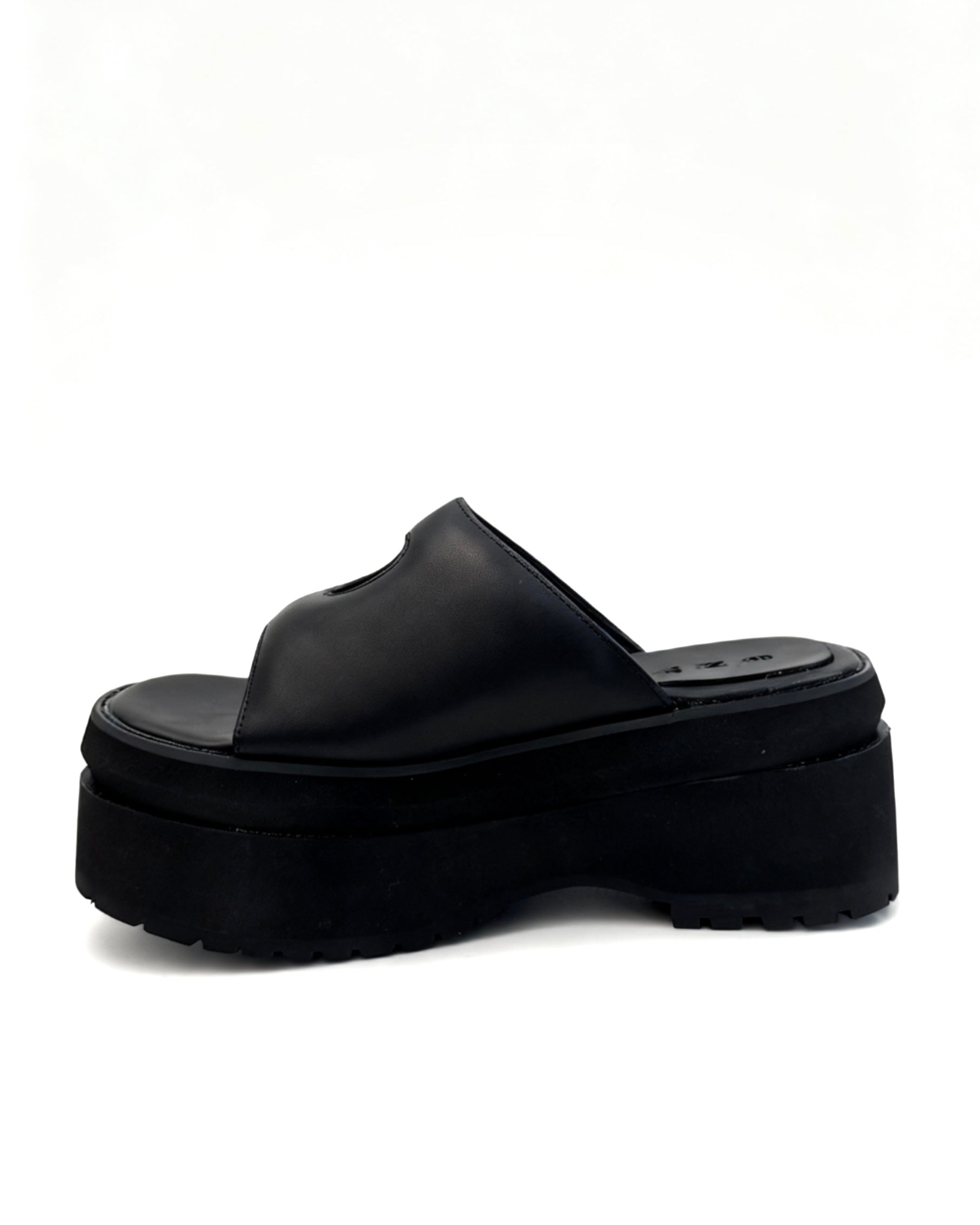 N8SH01 HOLLOW LEATHER SANDAL