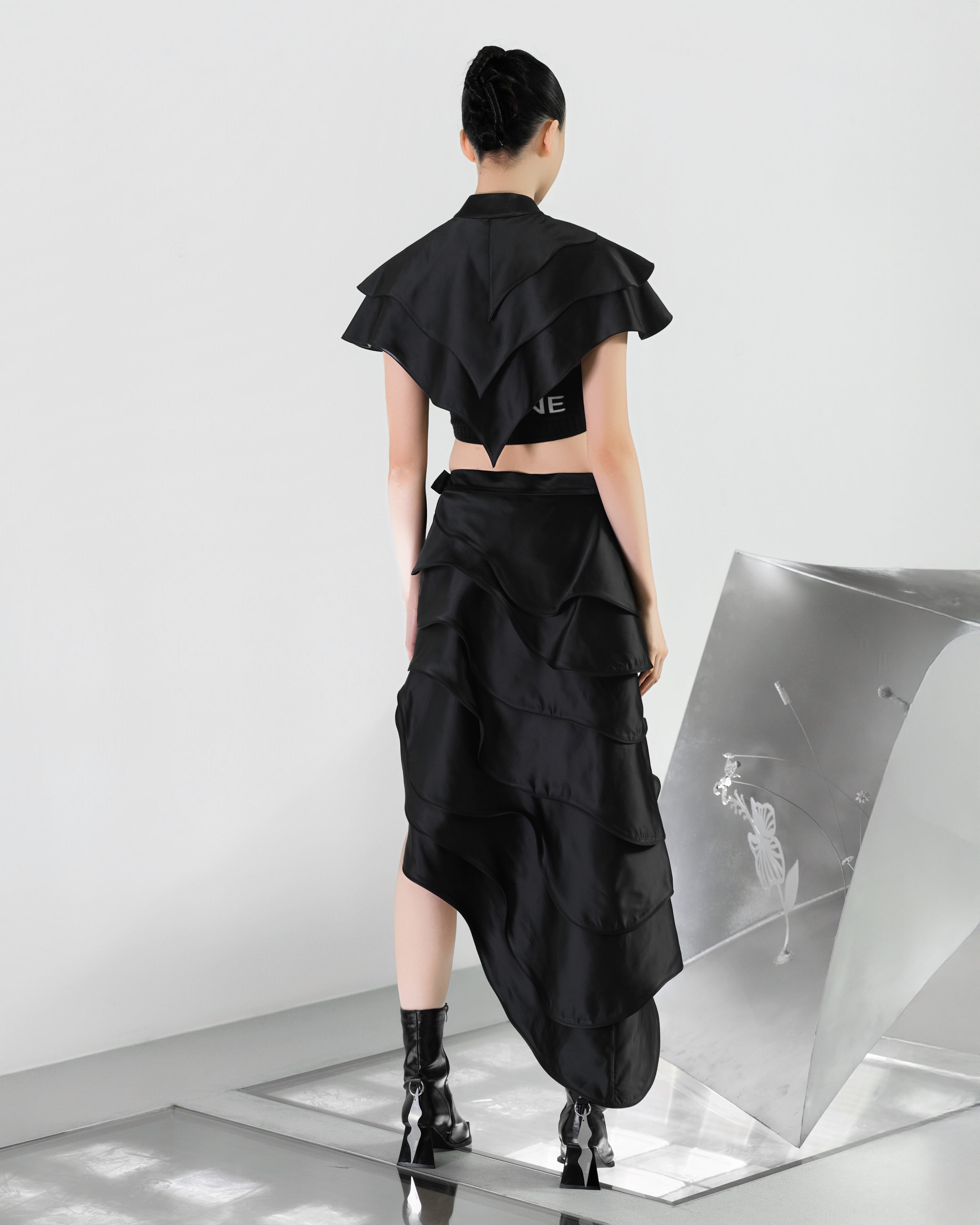 A-JANE Jass Layered Waves Collar