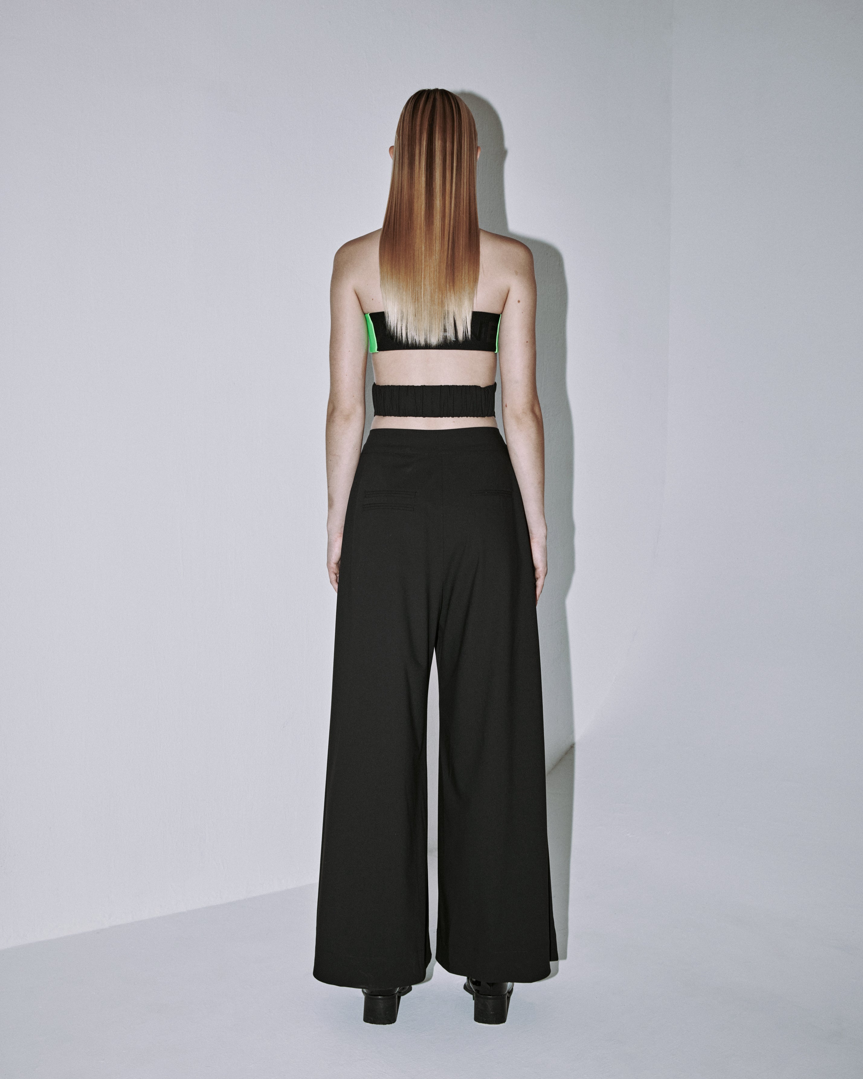 Lerni Wavy Halter Neck Top