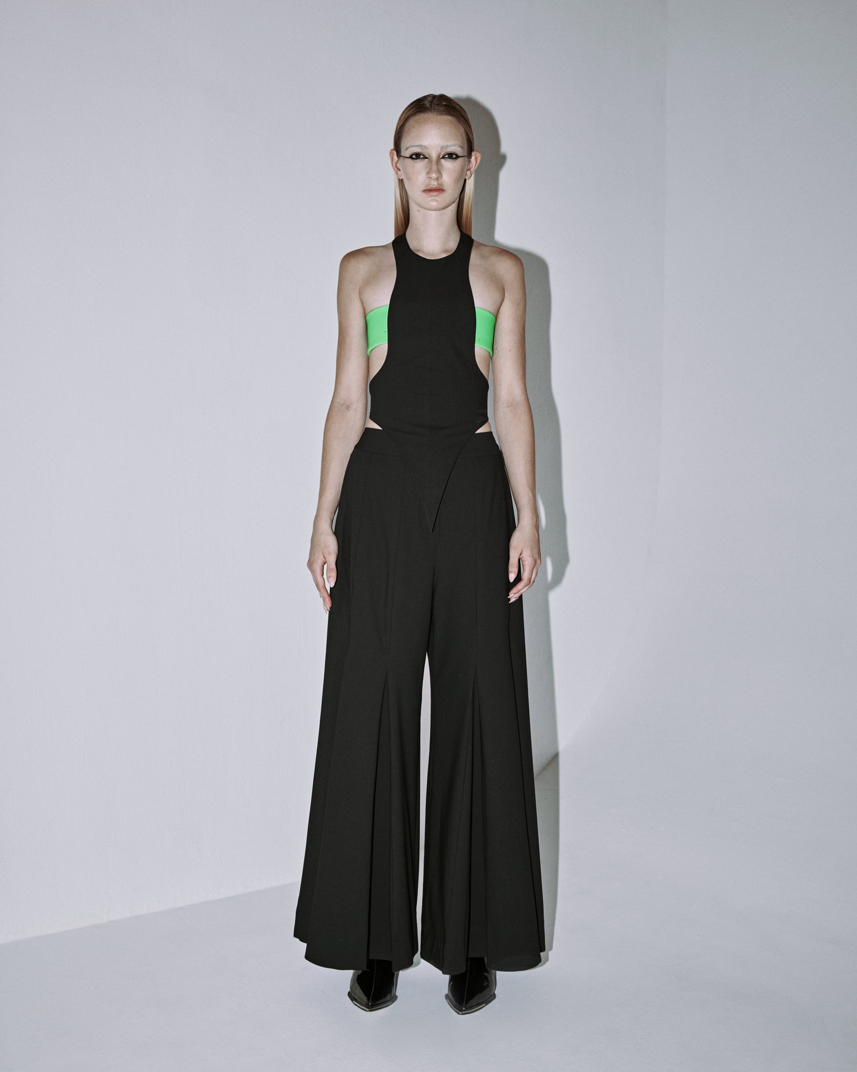 Lerni Wavy Halter Neck Top