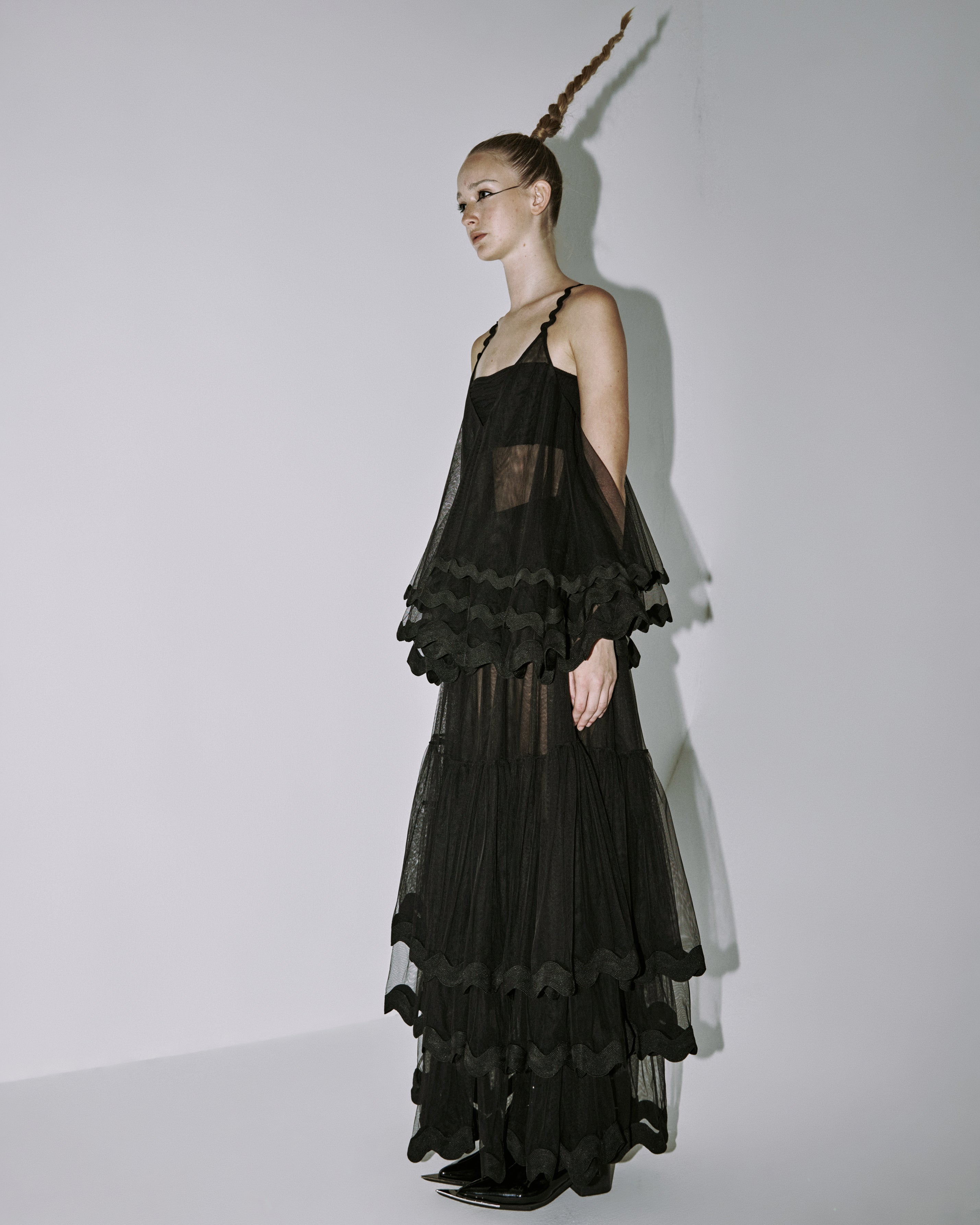 A-JANE Nonn Wavy Straps Tulle Top