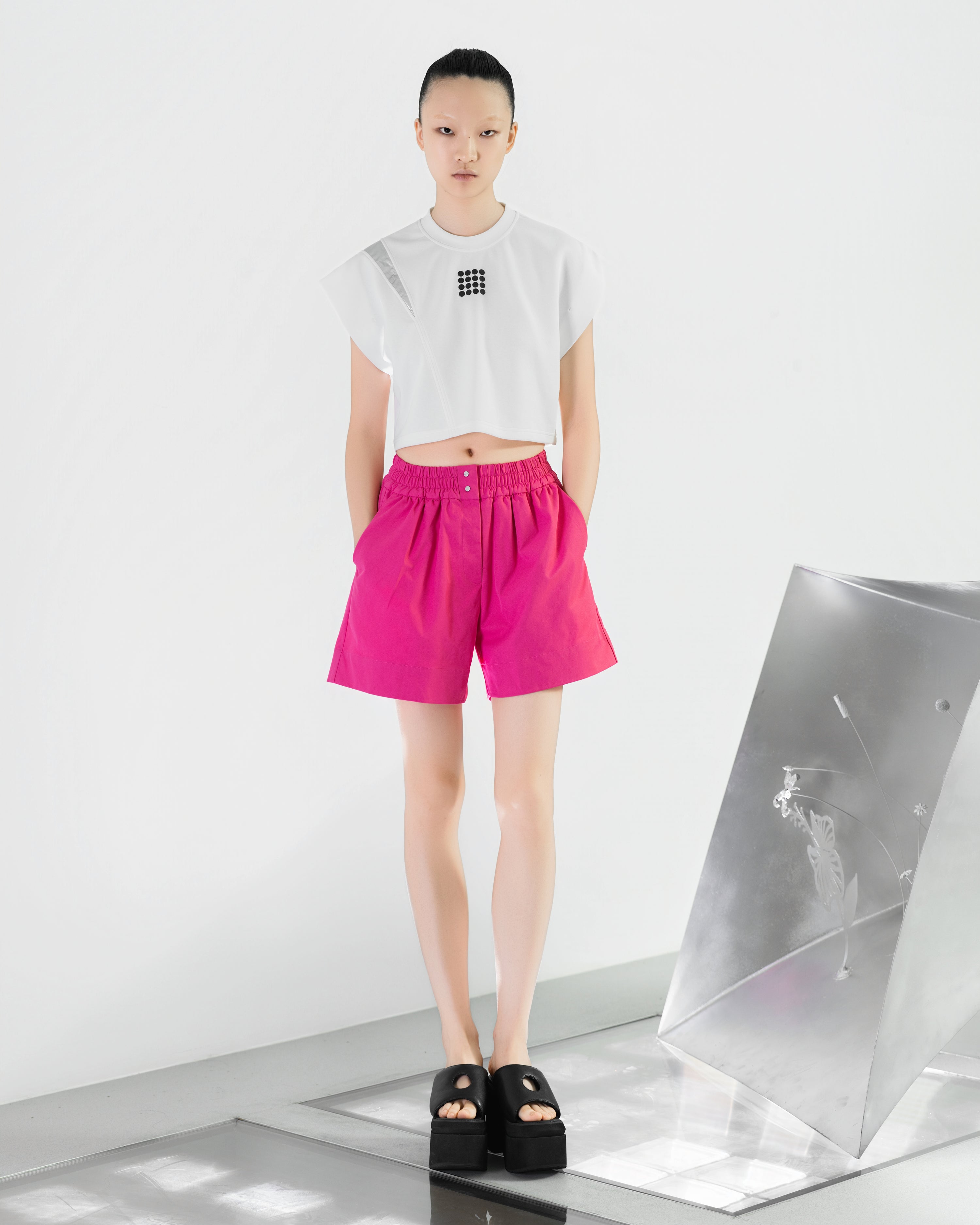 NOIZ N7SP1 Logo Elastic Waistband Shorts