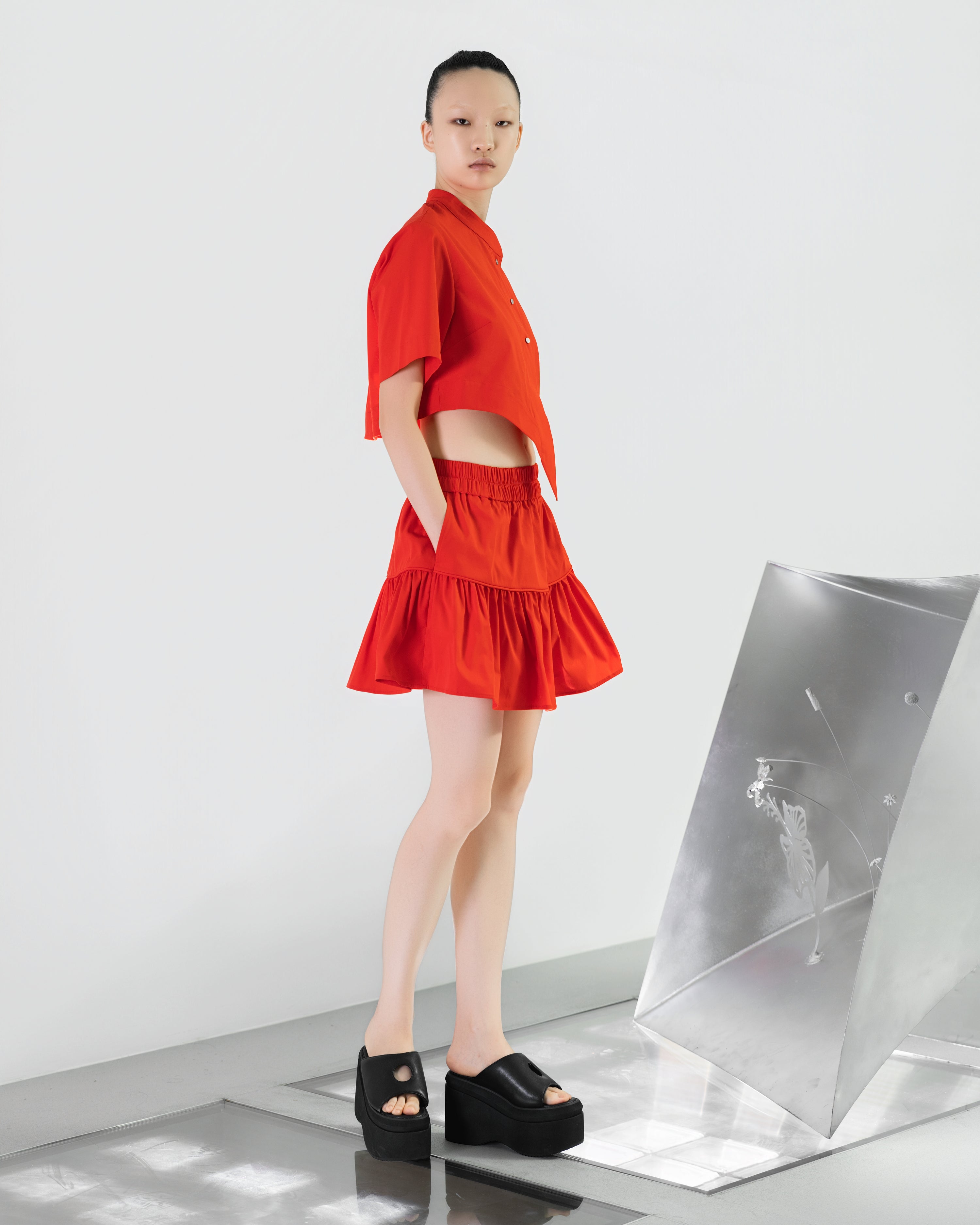 NOIZ N8TP1 Asymmetrical Diagonal-Cropped Stand-Collar Top