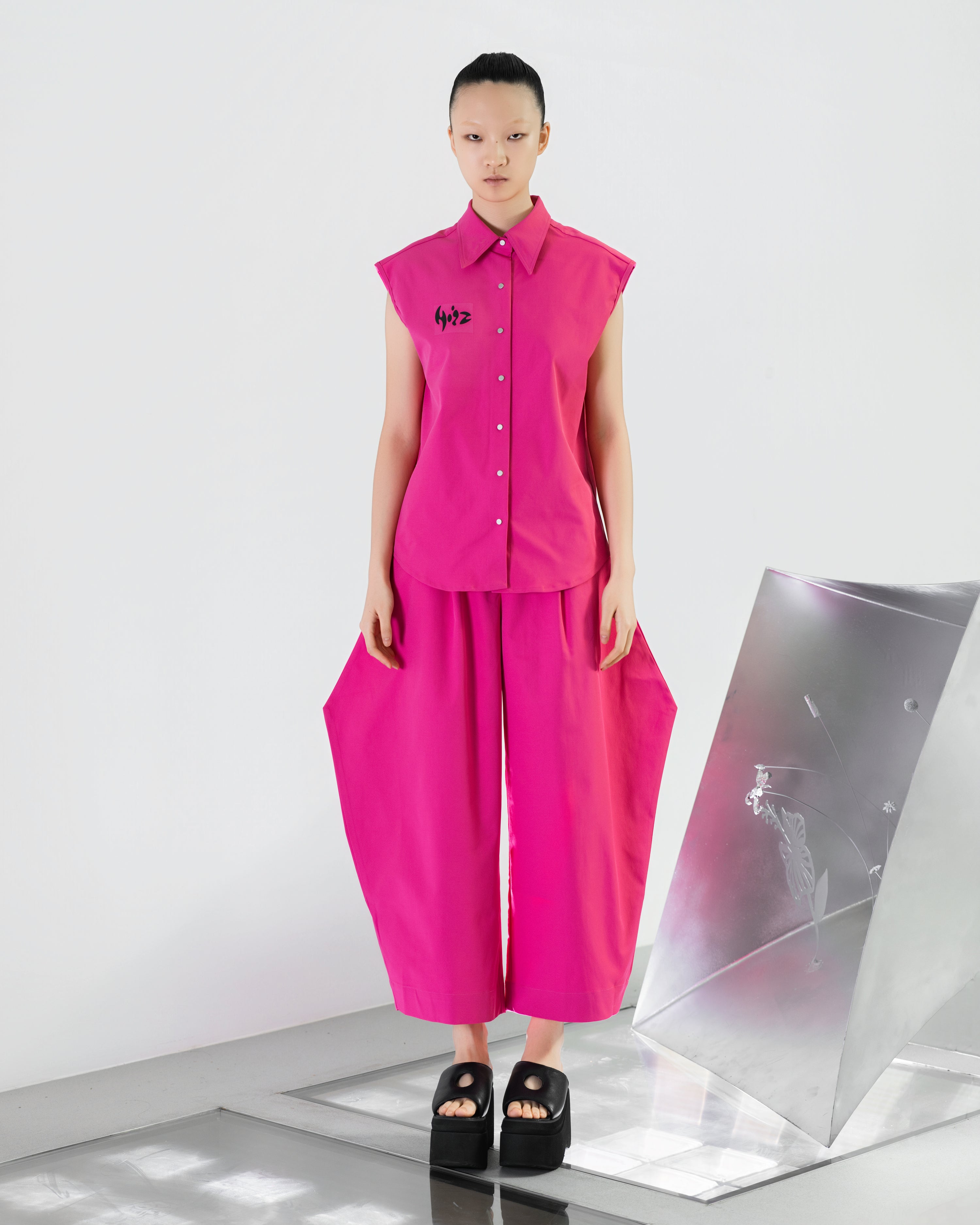 NOIZ N7LP1 Mid-Rise Diamond Pants