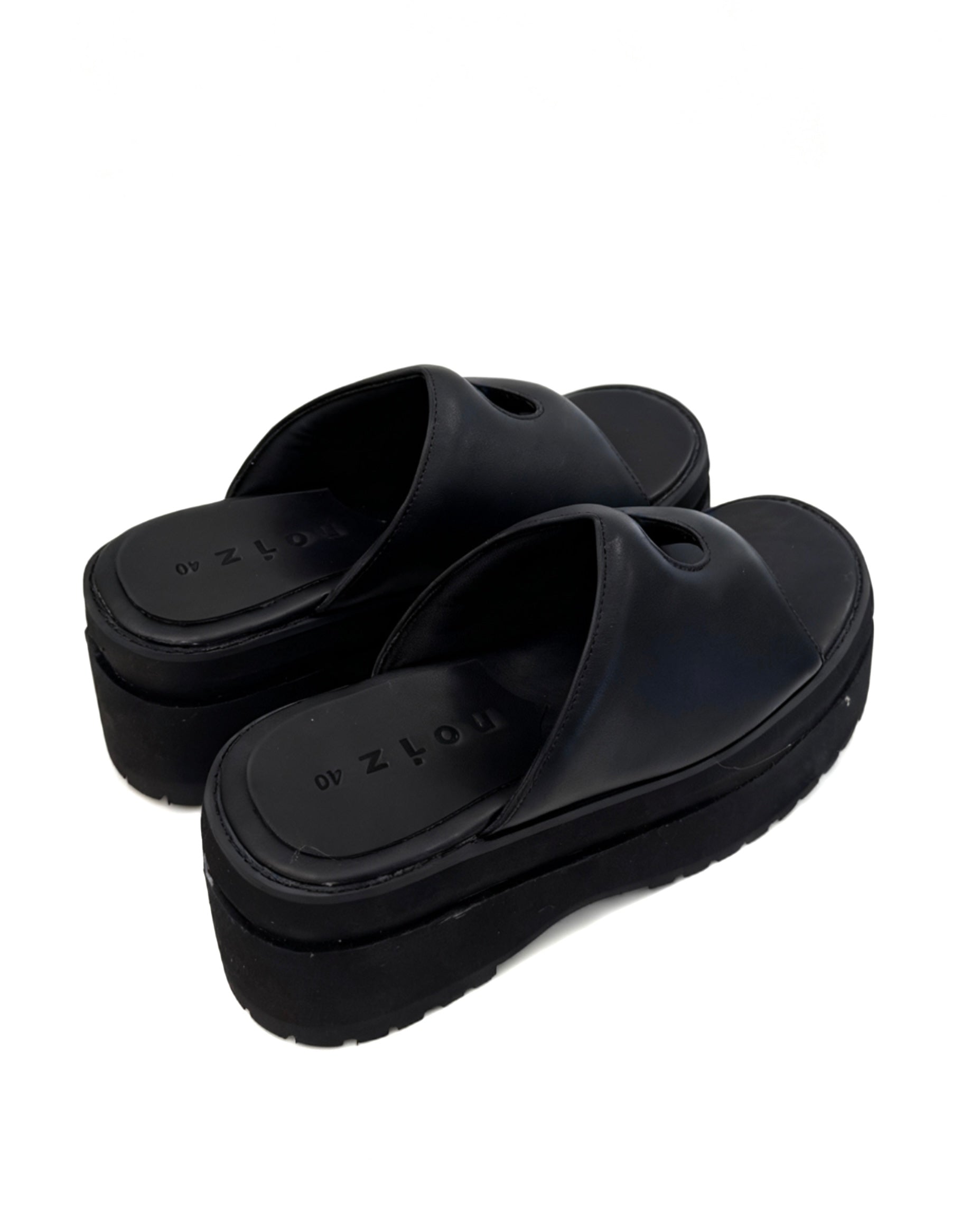 N8SH01 HOLLOW LEATHER SANDAL