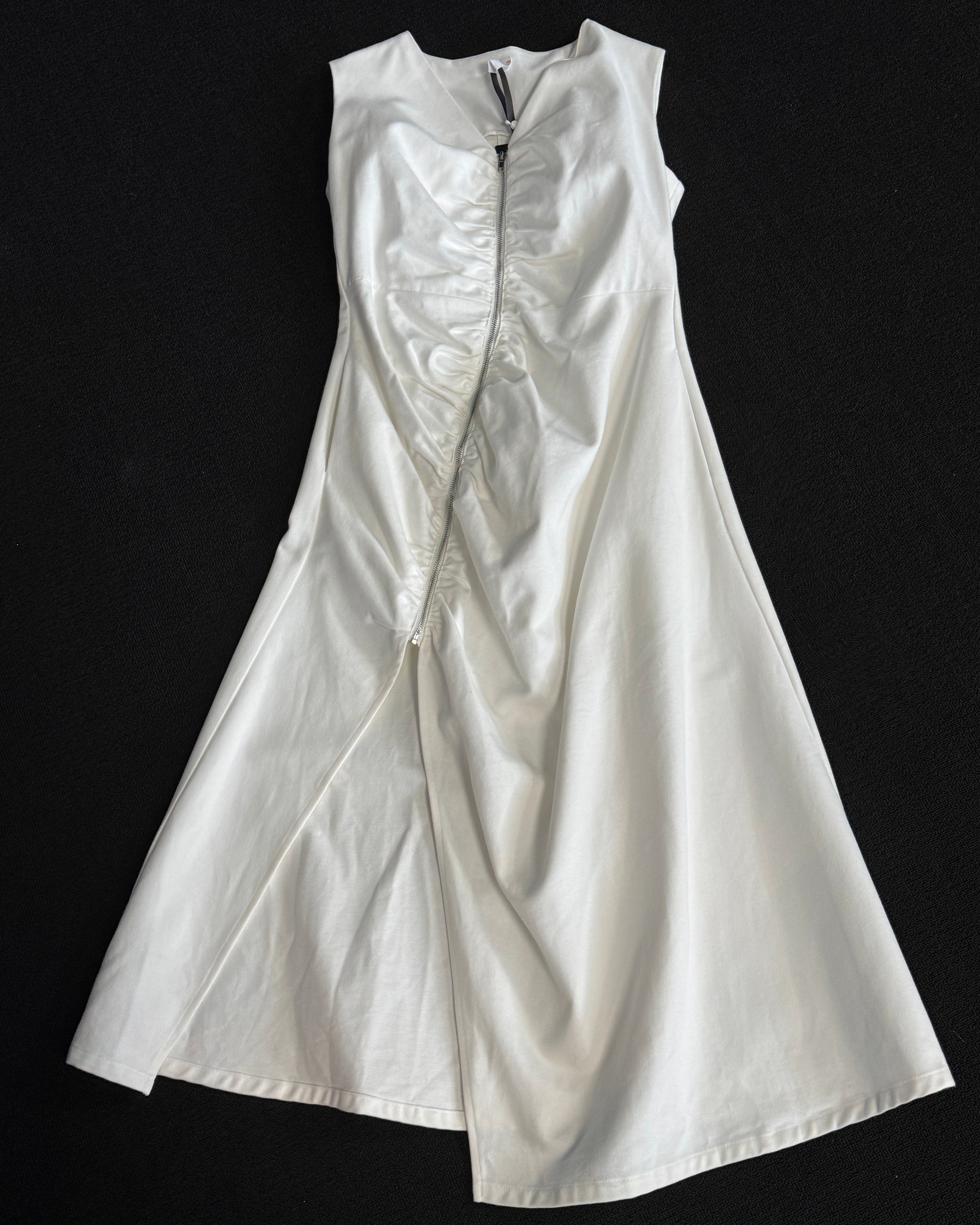 NOIZ Curve Zip Denim Dress