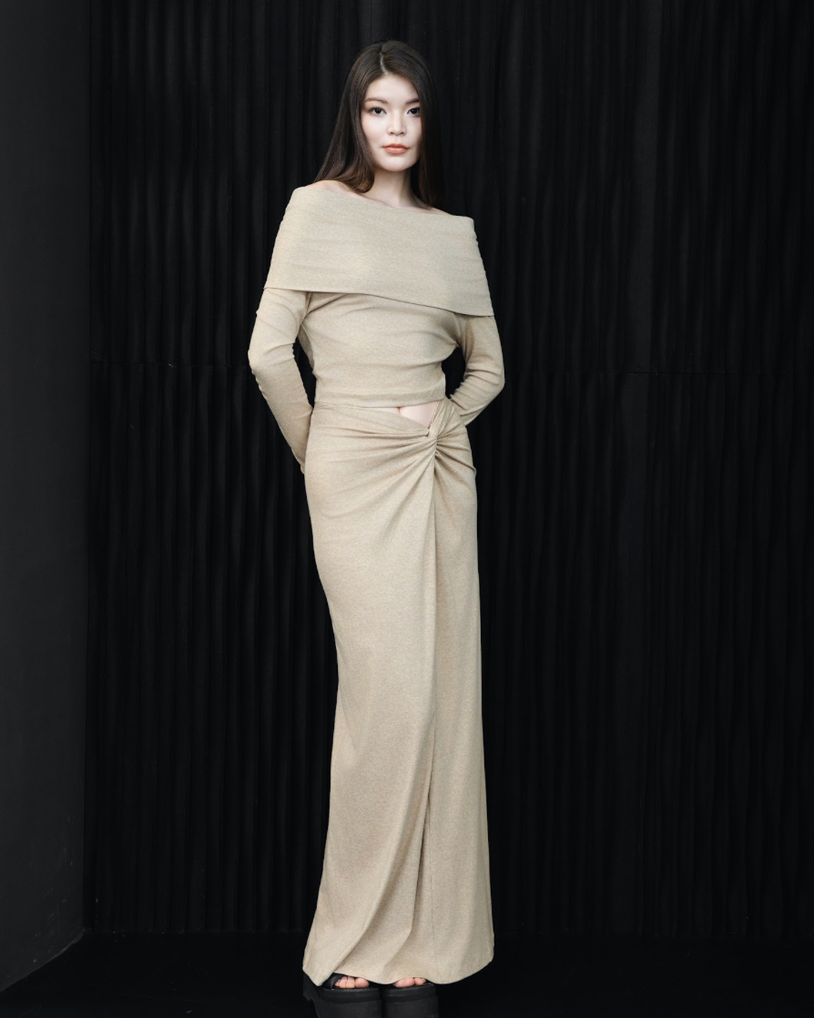 A-JANE SLONIA Twist-Detailed Knit Long Skirt