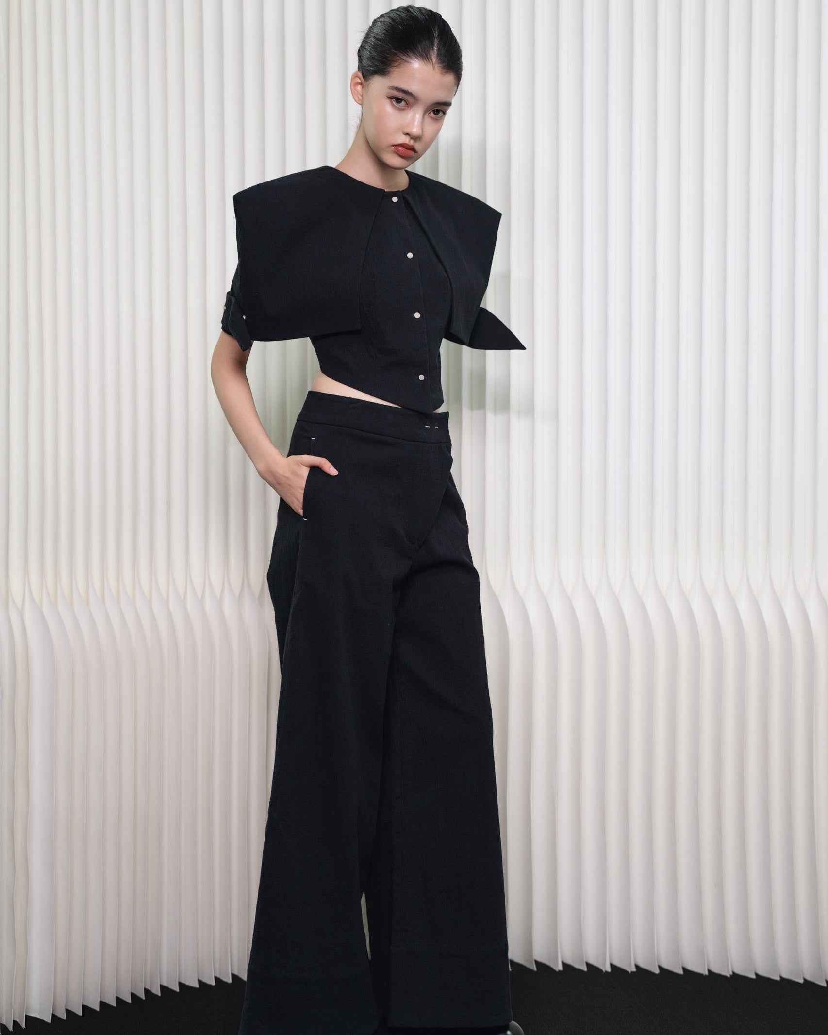 A-JANE Boppe Overlaptsped Pants